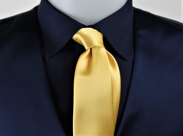 Cravatta oro