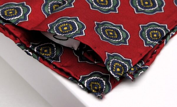Cravatta seta rosso fantasia fioroni